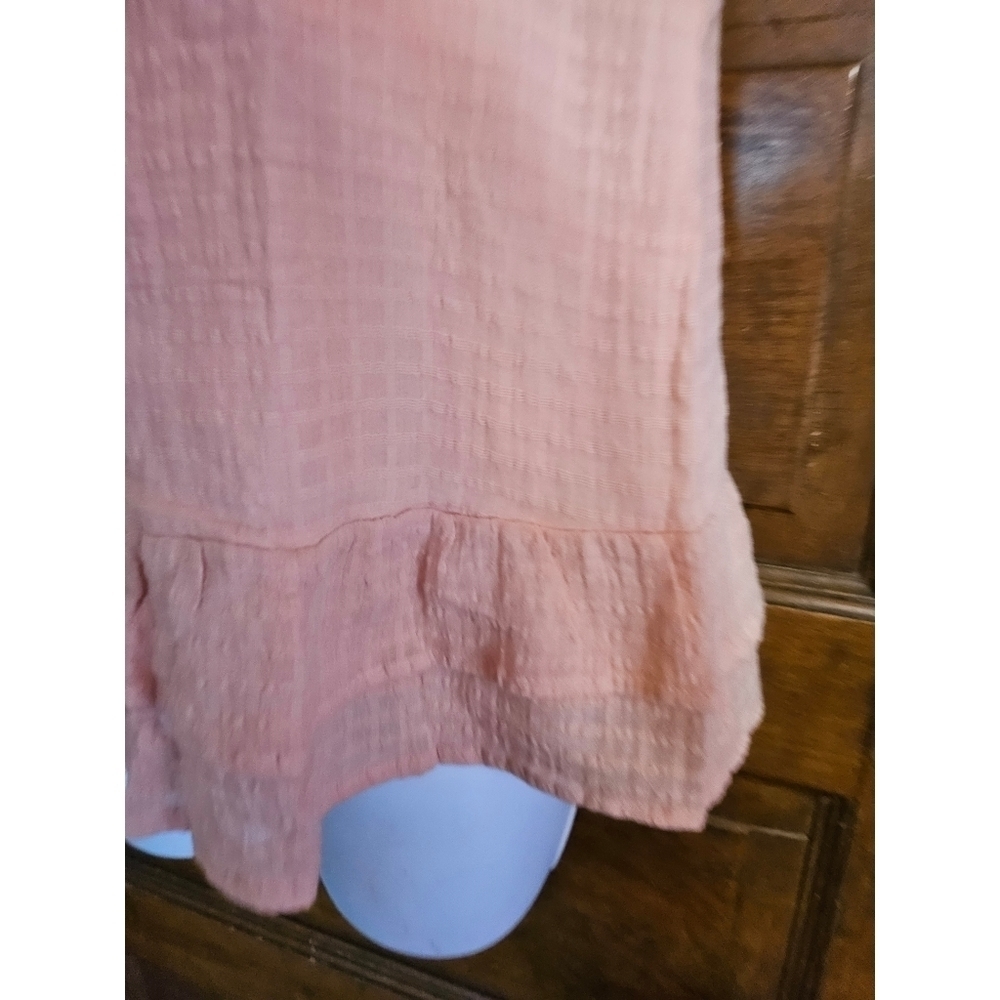 NEW V-Neck Button Down Ruffled Top - Picture 9 of 11